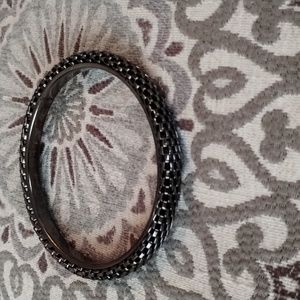 Bracelets/Bangles